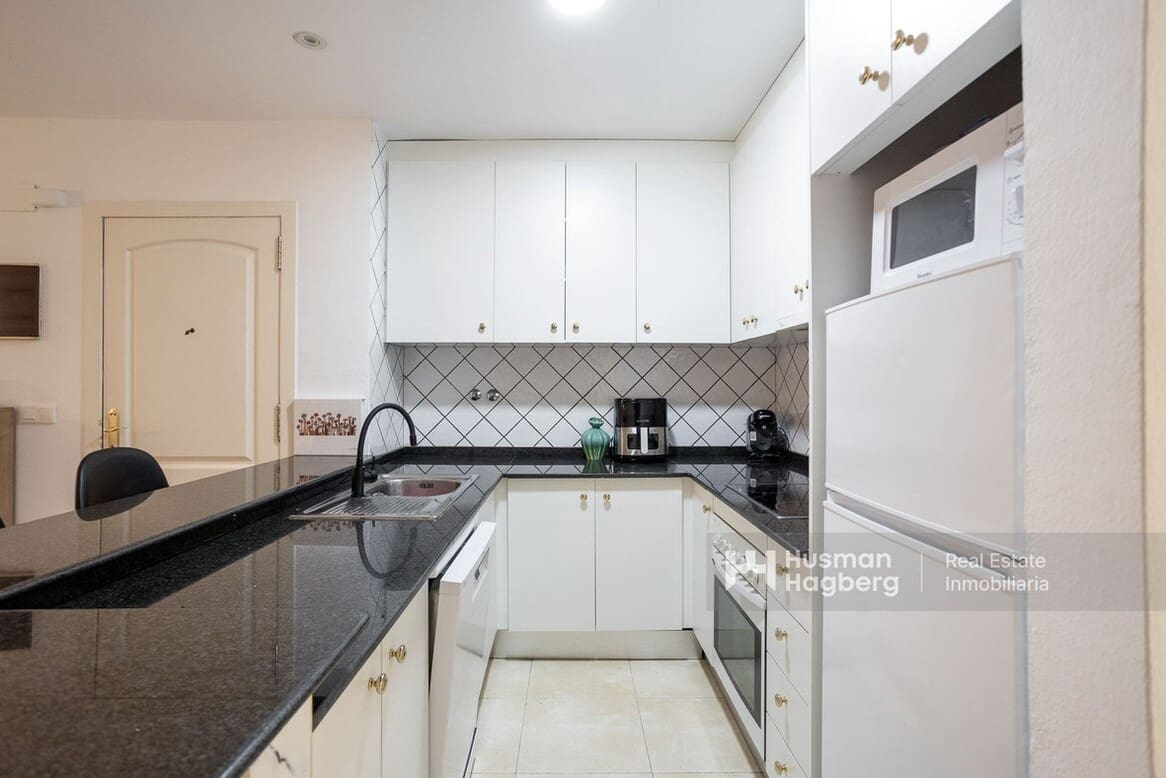 Apartamento de 2 habitaciones en Torrevieja en venta - 179.000 € (Ref: 10182827)