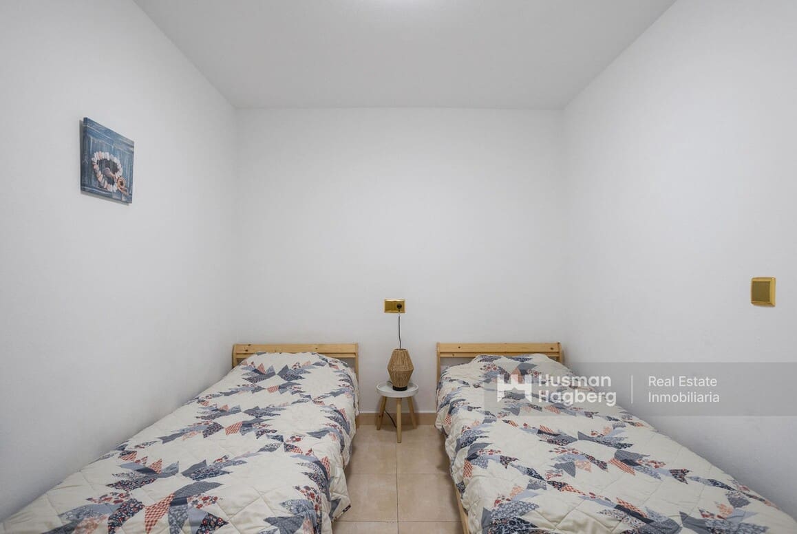 Apartamento de 2 habitaciones en Torrevieja en venta - 179.000 € (Ref: 10182827)