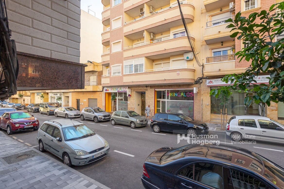 Apartamento de 2 habitaciones en Torrevieja en venta - 179.000 € (Ref: 10182827)