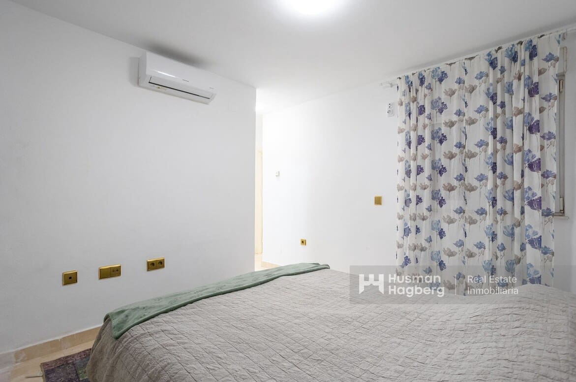 Apartamento de 2 habitaciones en Torrevieja en venta - 179.000 € (Ref: 10182827)