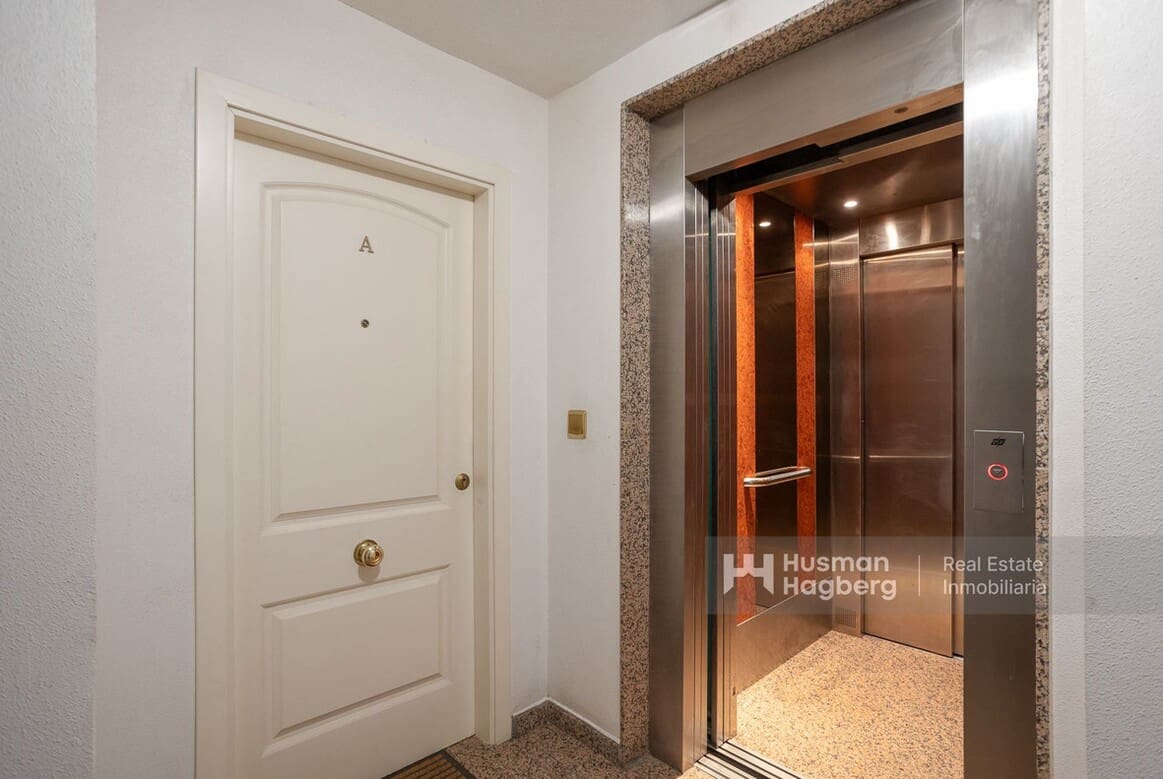 Apartamento de 2 habitaciones en Torrevieja en venta - 179.000 € (Ref: 10182827)