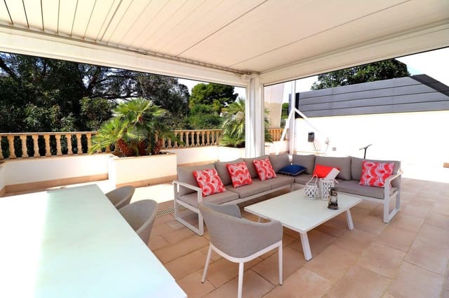 5 bedroom Villa for sale in Dehesa de Campoamor, Orihuela with pool garage - € 1,400,000 (Ref: 10182828)
