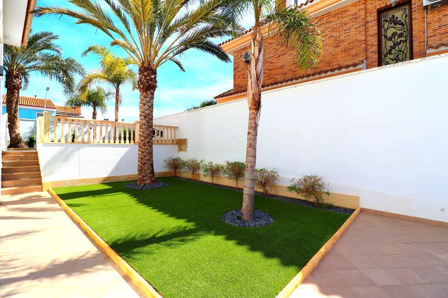 5 bedroom Villa for sale in Campoamor with pool garage - € 1,400,000 (Ref: 10182828)