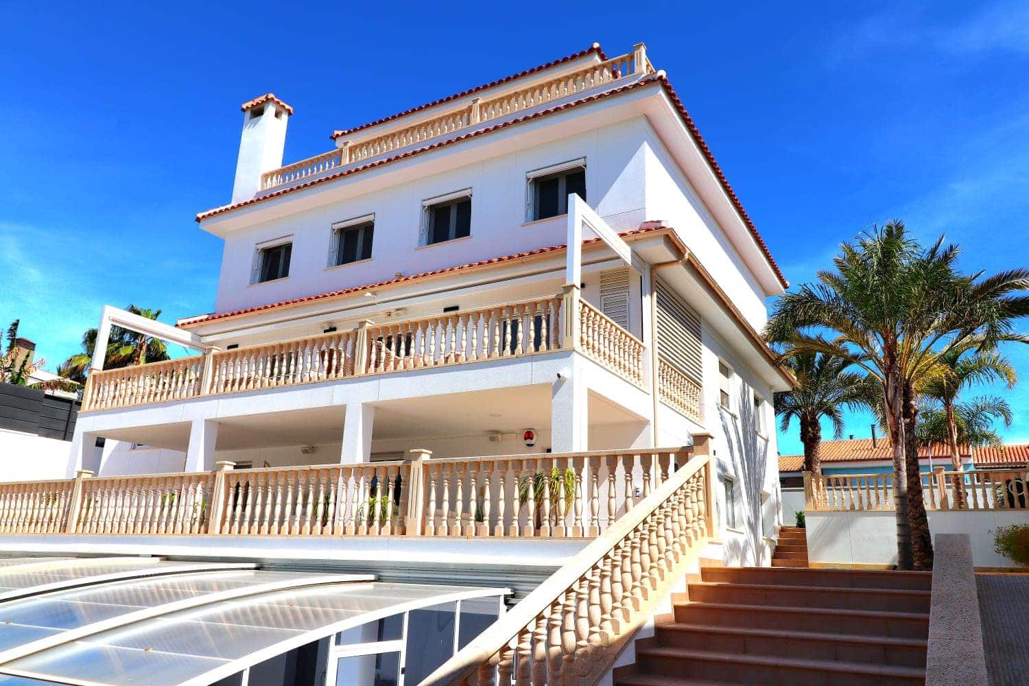 5 bedroom Villa for sale in Campoamor with pool garage - € 1,400,000 (Ref: 10182828)