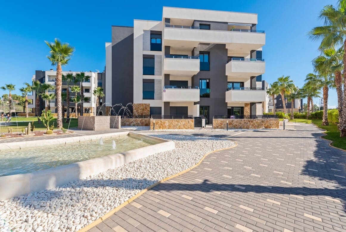 2 soveværelse Lejlighed til salg i Los Altos med swimmingpool garage - € 264.000 (Ref: 10182829)