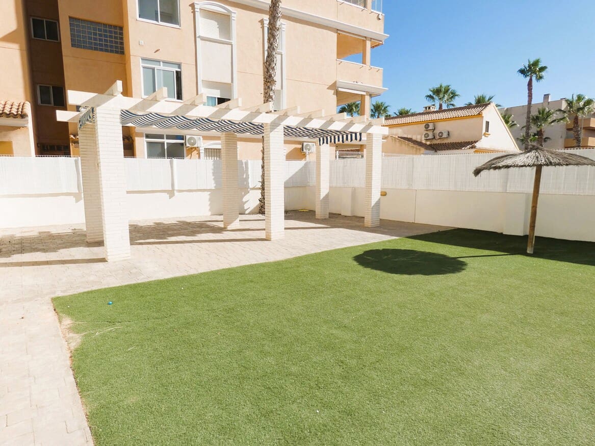 4 camera da letto Appartamento in vendita in Cabo Roig con piscina garage - 299.000 € (Rif: 10182830)