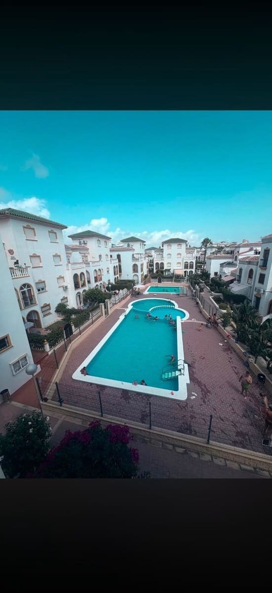 3 soveværelse Lejlighed til salg i La Mata med swimmingpool garage - € 249.900 (Ref: 10182833)