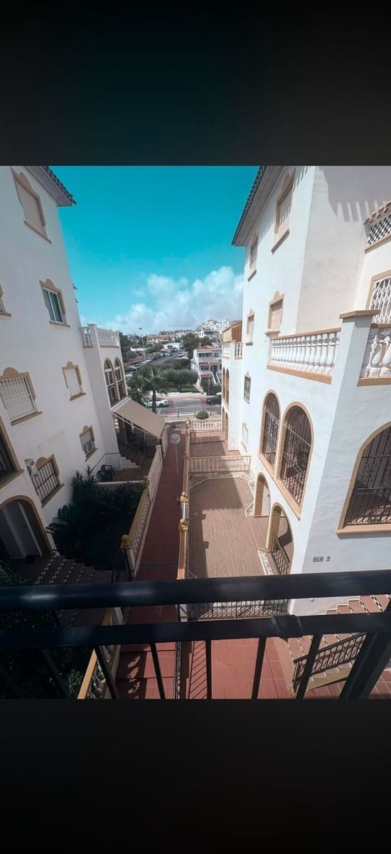 3 soveværelse Lejlighed til salg i La Mata med swimmingpool garage - € 249.900 (Ref: 10182833)