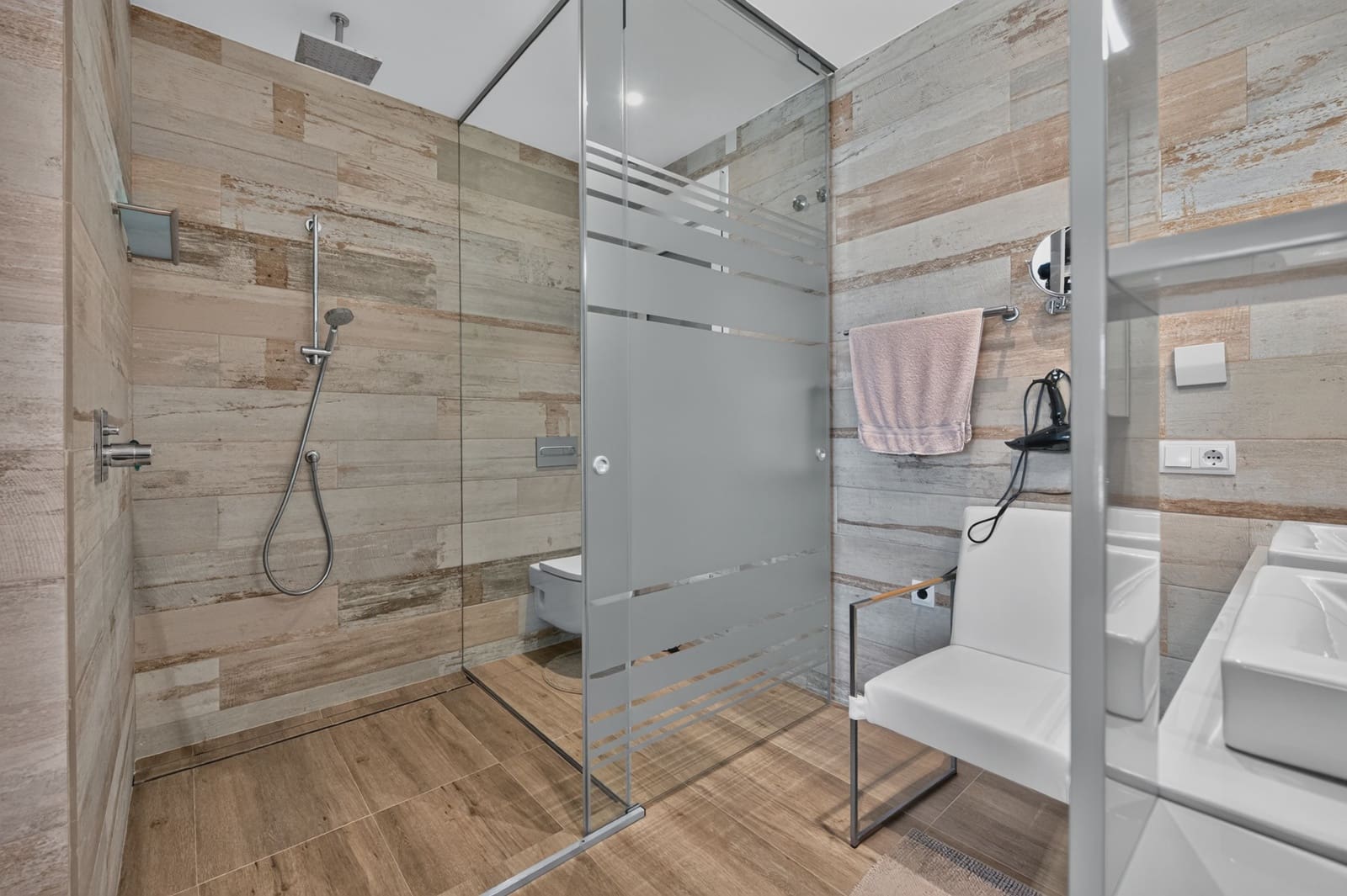 3 Zimmer Apartment zu verkaufen in Las Colinas Golf mit Pool Garage - 570.000 € (Ref: 10183402)