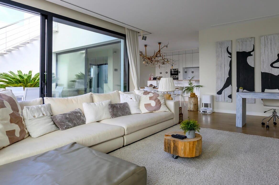 Chalet de 3 habitaciones en Las Colinas Golf en venta con piscina garaje - 1.790.000 € (Ref: 10183406)