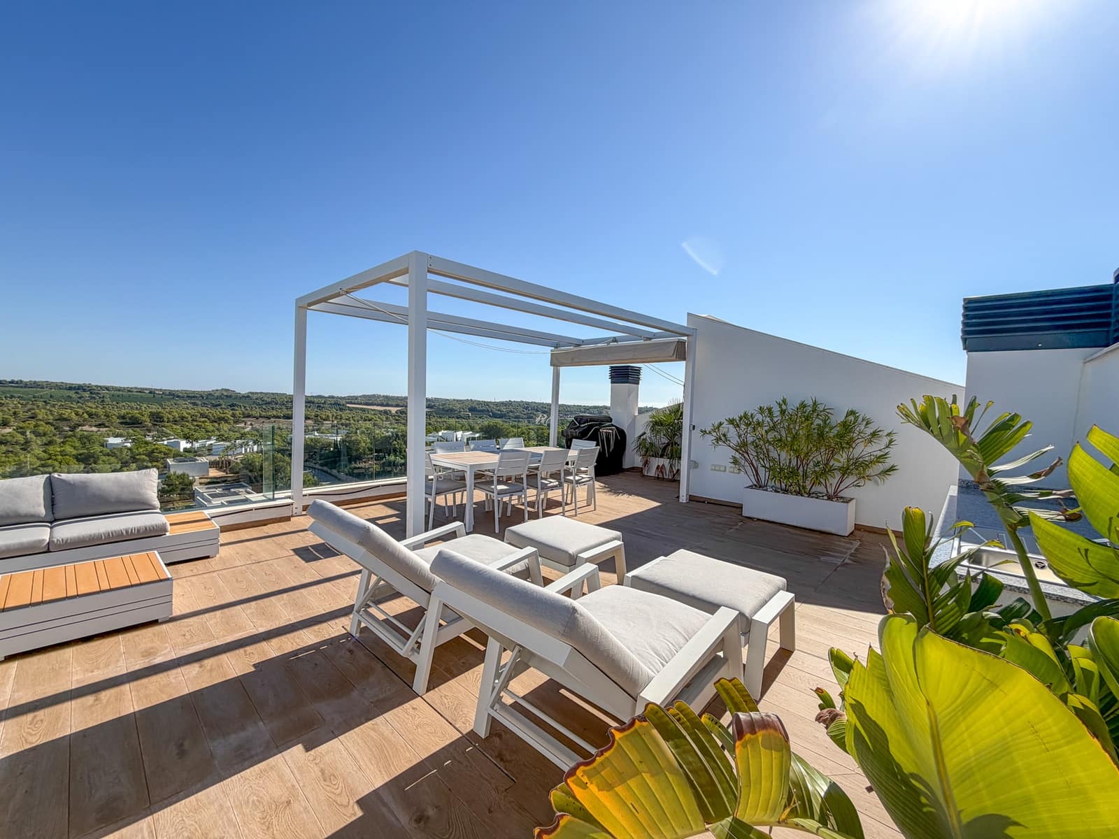 2 Zimmer Apartment zu verkaufen in Las Colinas Golf mit Pool Garage - 560.000 € (Ref: 10183407)