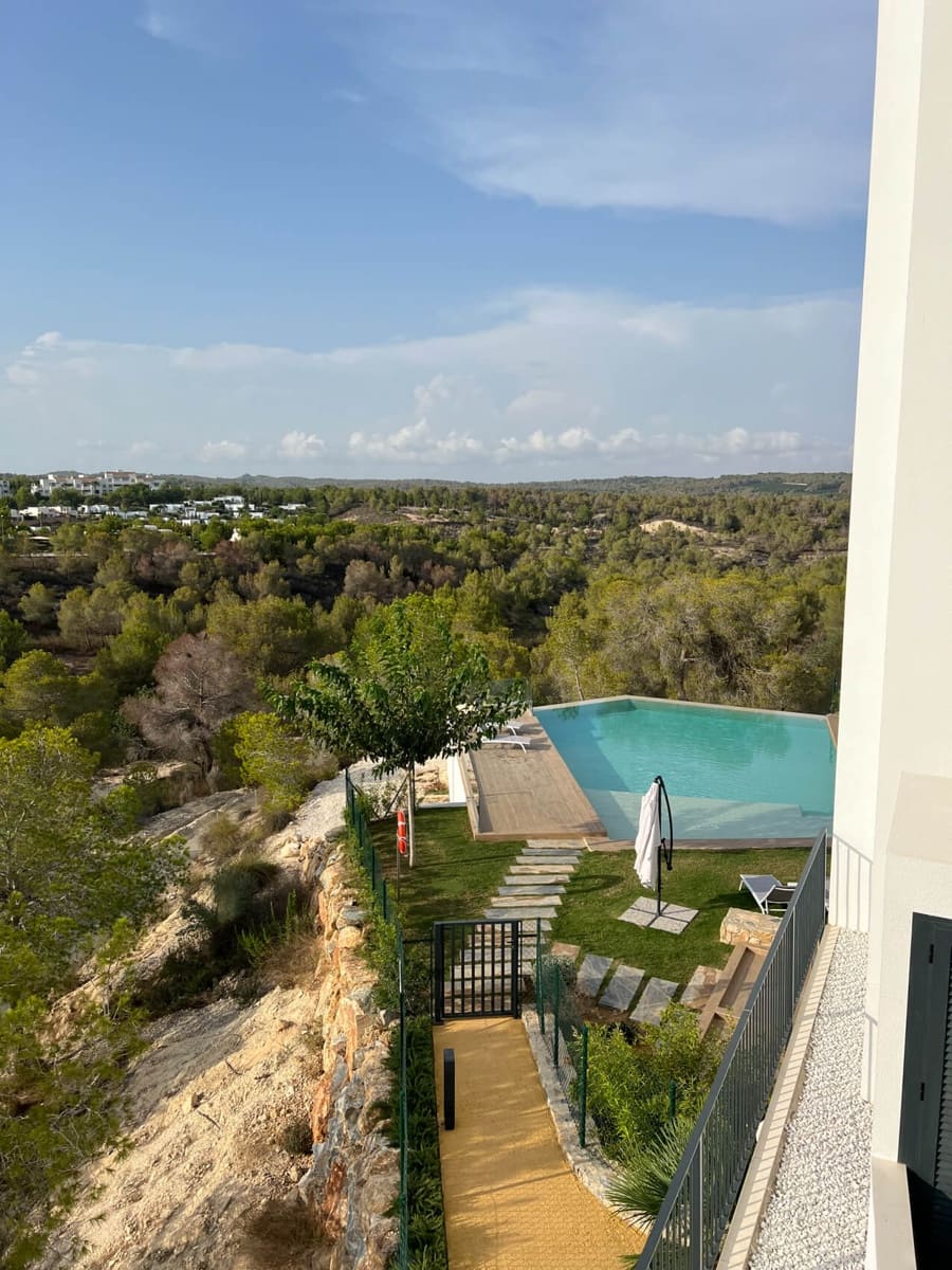 2 Zimmer Apartment zu verkaufen in Las Colinas Golf mit Pool Garage - 560.000 € (Ref: 10183407)