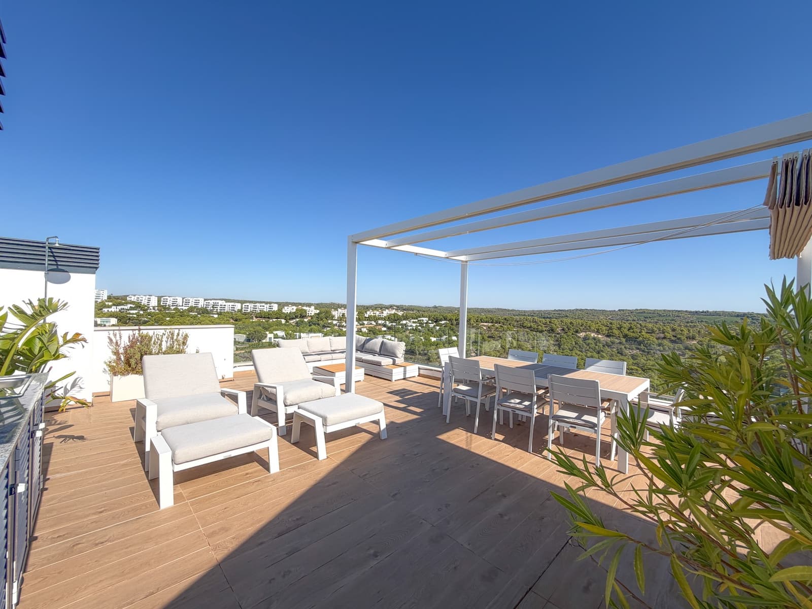 2 Zimmer Apartment zu verkaufen in Las Colinas Golf mit Pool Garage - 560.000 € (Ref: 10183407)