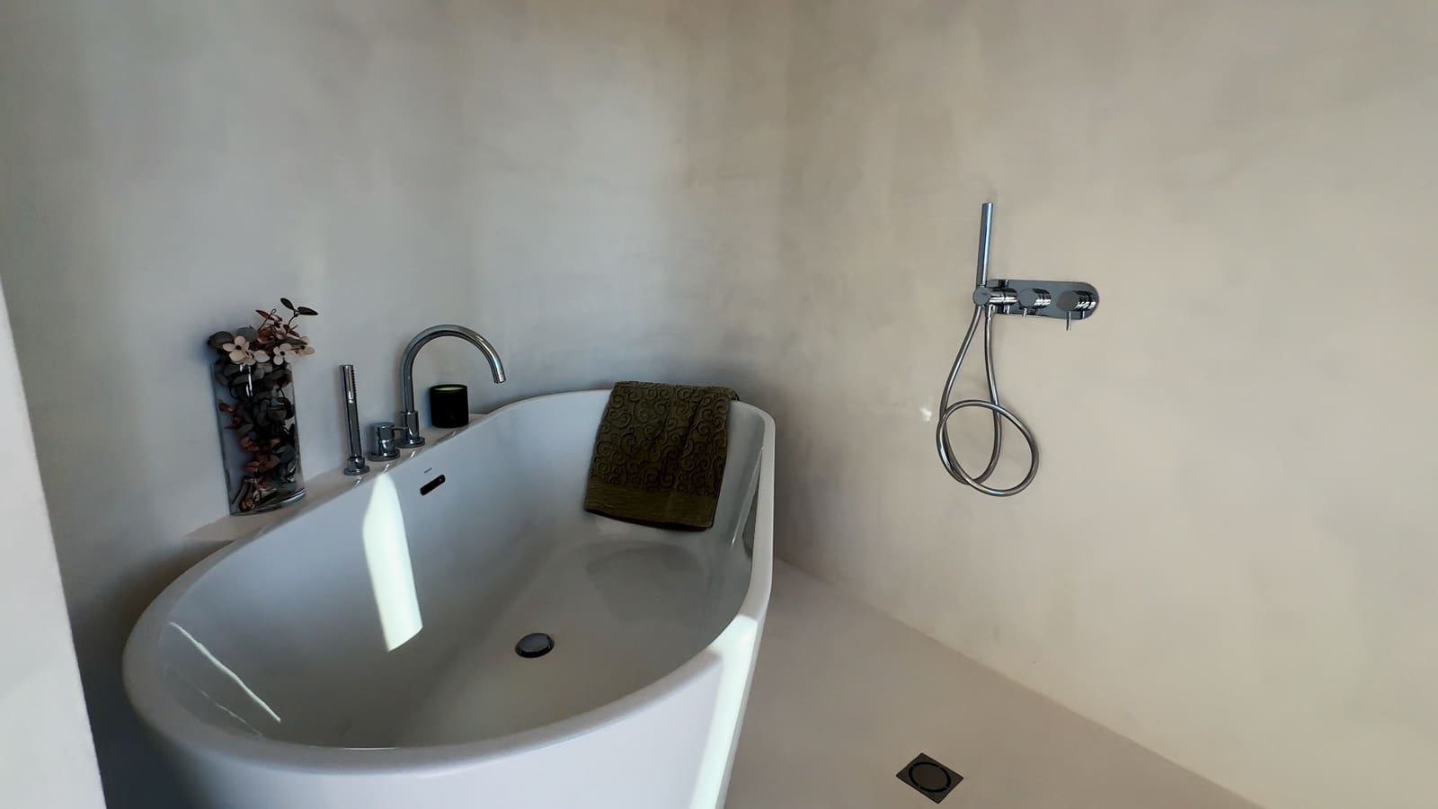 Chalet de 3 habitaciones en Las Colinas Golf en venta con piscina garaje - 2.365.000 € (Ref: 10183408)