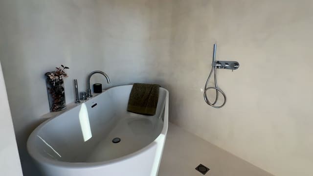 Chalet de 3 habitaciones en Las Colinas Golf, Orihuela en venta con piscina garaje - 2.365.000 € (Ref: 10183408)