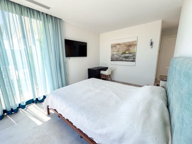 3 slaapkamer Villa te koop in Las Colinas Golf, Orihuela met zwembad garage - € 1.490.000 (Ref: 10183409)