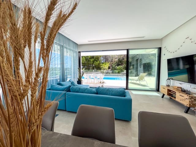 3 slaapkamer Villa te koop in Las Colinas Golf, Orihuela met zwembad garage - € 1.490.000 (Ref: 10183409)
