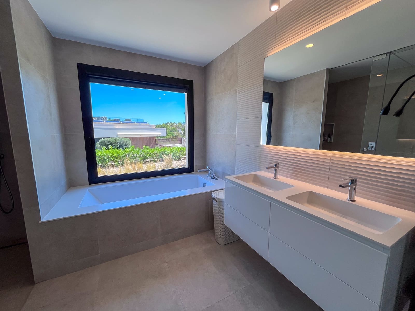 3 slaapkamer Villa te koop in Las Colinas Golf met zwembad garage - € 1.490.000 (Ref: 10183409)