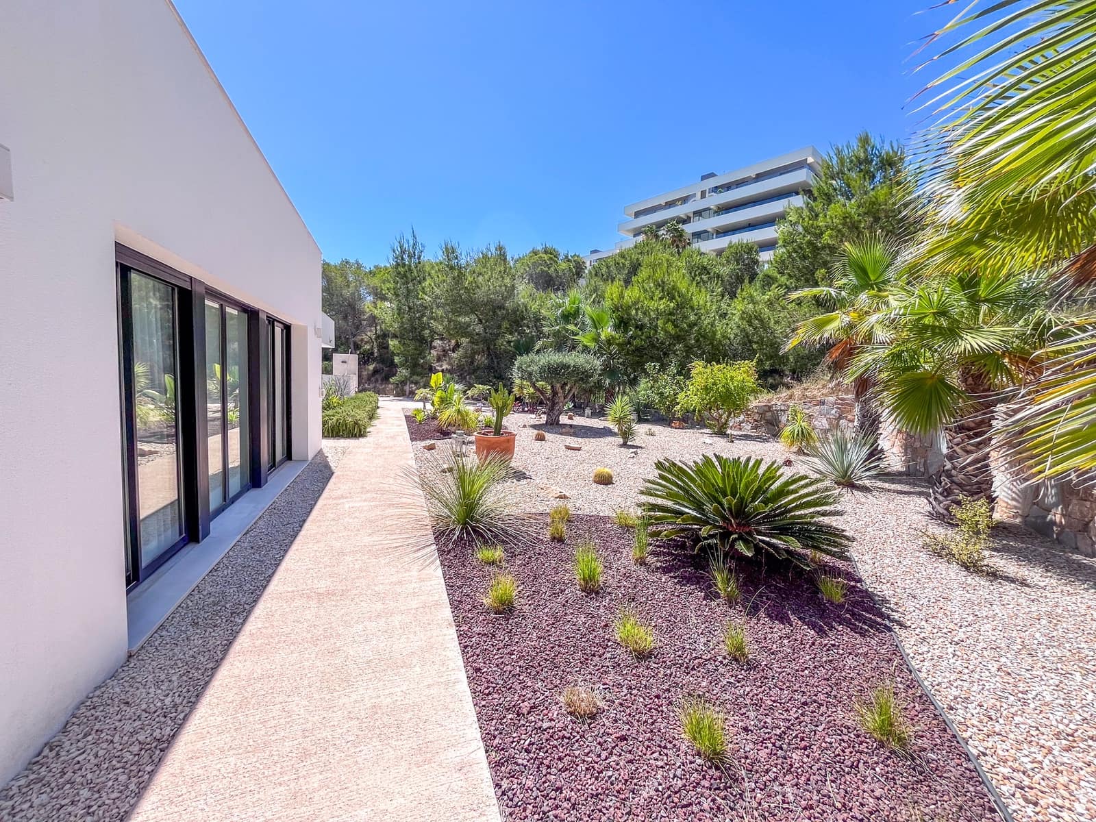 3 slaapkamer Villa te koop in Las Colinas Golf met zwembad garage - € 1.490.000 (Ref: 10183409)