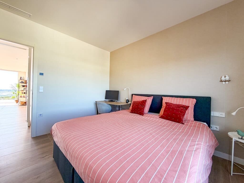 3 bedroom Penthouse for sale in Las Colinas Golf with pool garage - € 679,000 (Ref: 10183411)