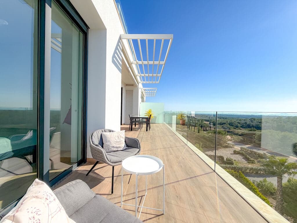 3 bedroom Penthouse for sale in Las Colinas Golf with pool garage - € 679,000 (Ref: 10183411)