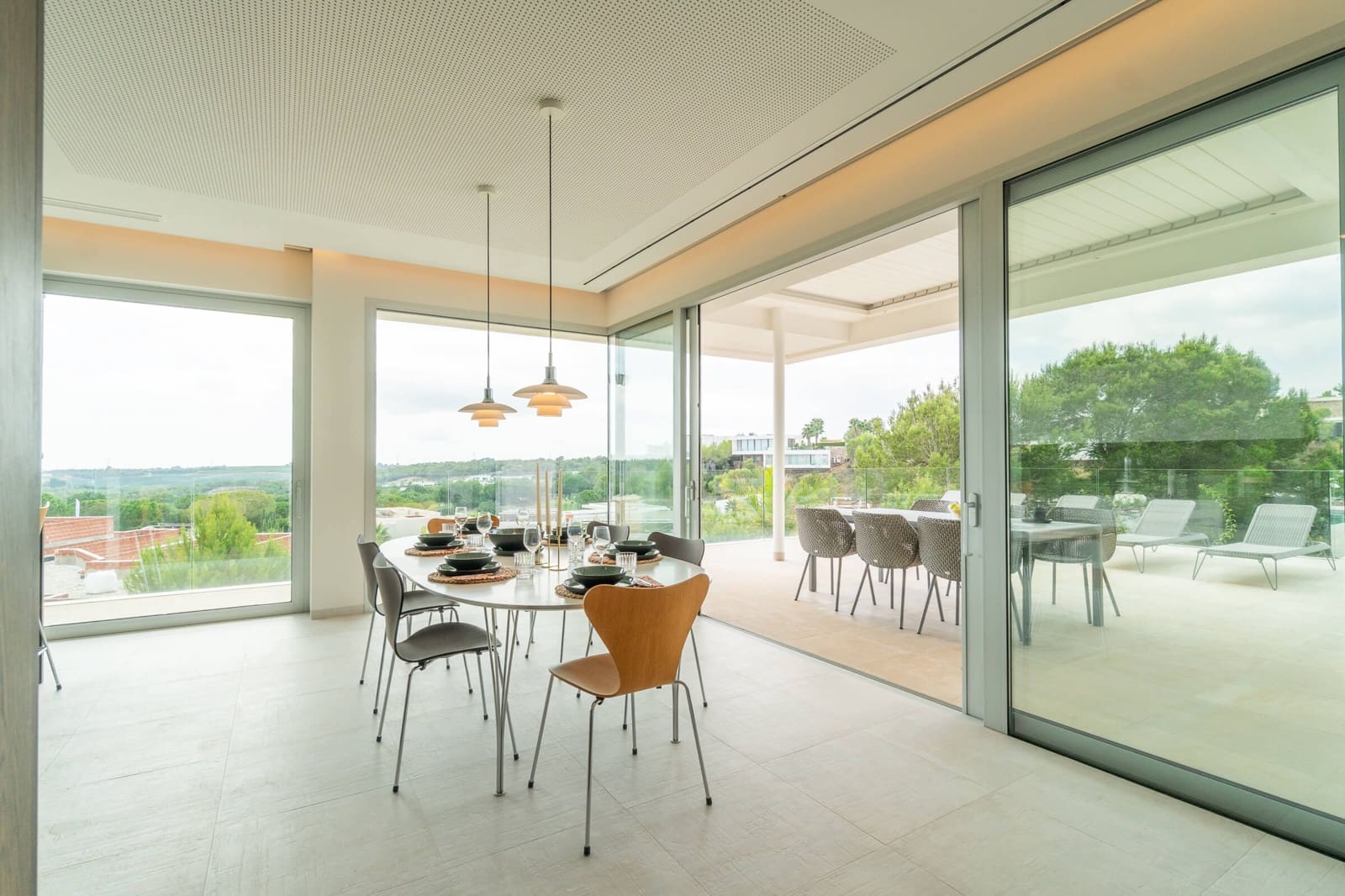 5 Zimmer Villa zu verkaufen in Las Colinas Golf mit Pool Garage - 2.700.000 € (Ref: 10183412)