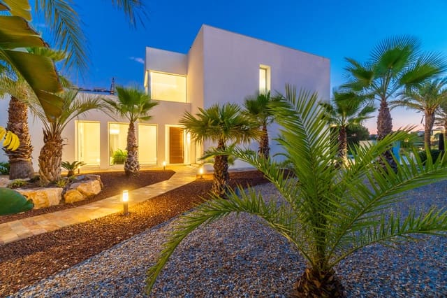 5 Zimmer Villa zu verkaufen in Las Colinas Golf, Orihuela mit Pool Garage - 2.700.000 € (Ref: 10183412)