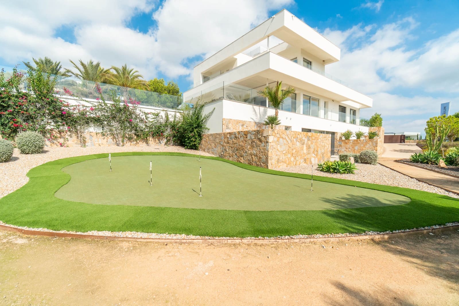 5 Zimmer Villa zu verkaufen in Las Colinas Golf mit Pool Garage - 2.700.000 € (Ref: 10183412)