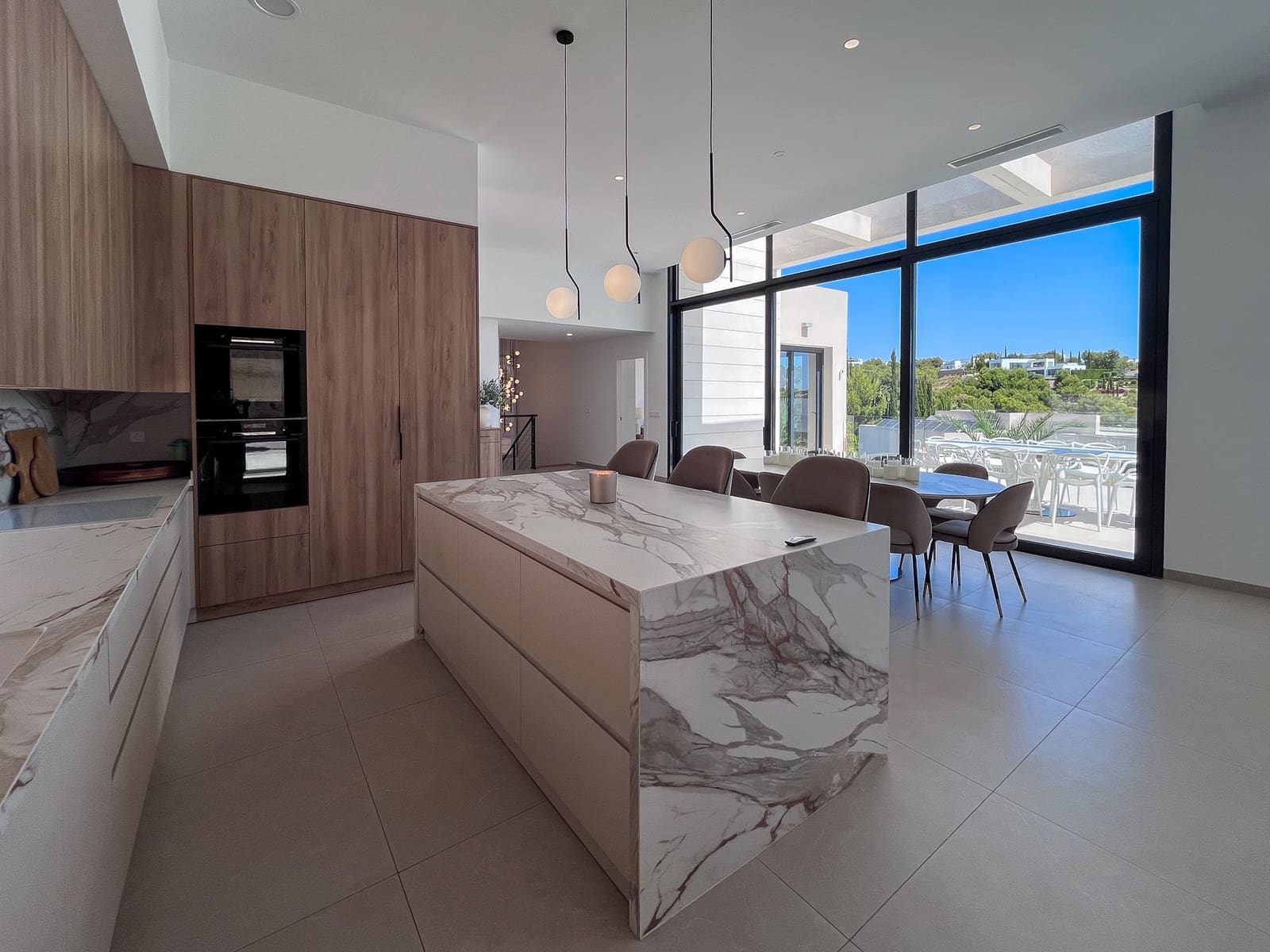 Chalet de 5 habitaciones en Las Colinas Golf en venta con piscina garaje - 1.795.000 € (Ref: 10183413)