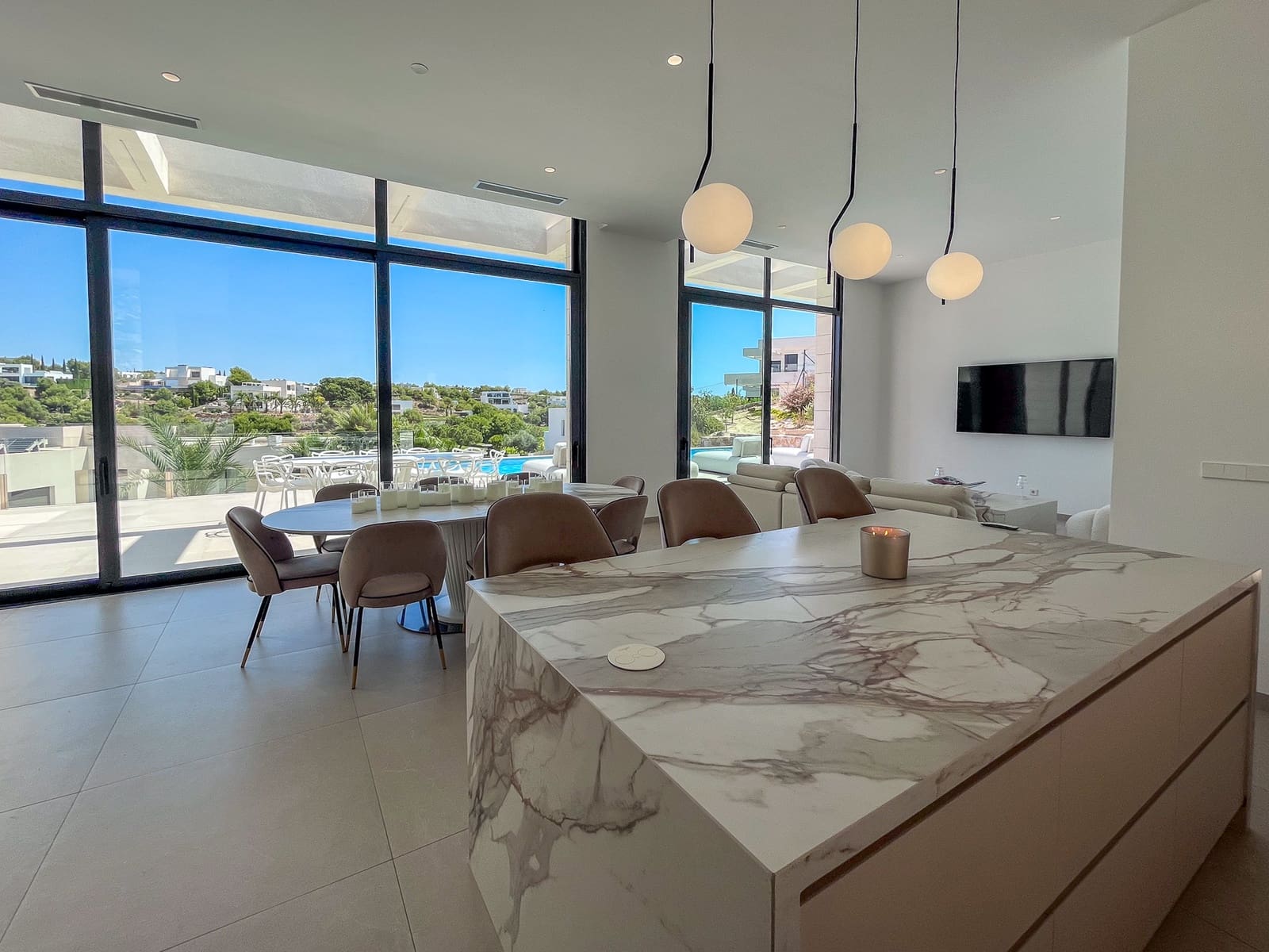 Chalet de 5 habitaciones en Las Colinas Golf en venta con piscina garaje - 1.795.000 € (Ref: 10183413)