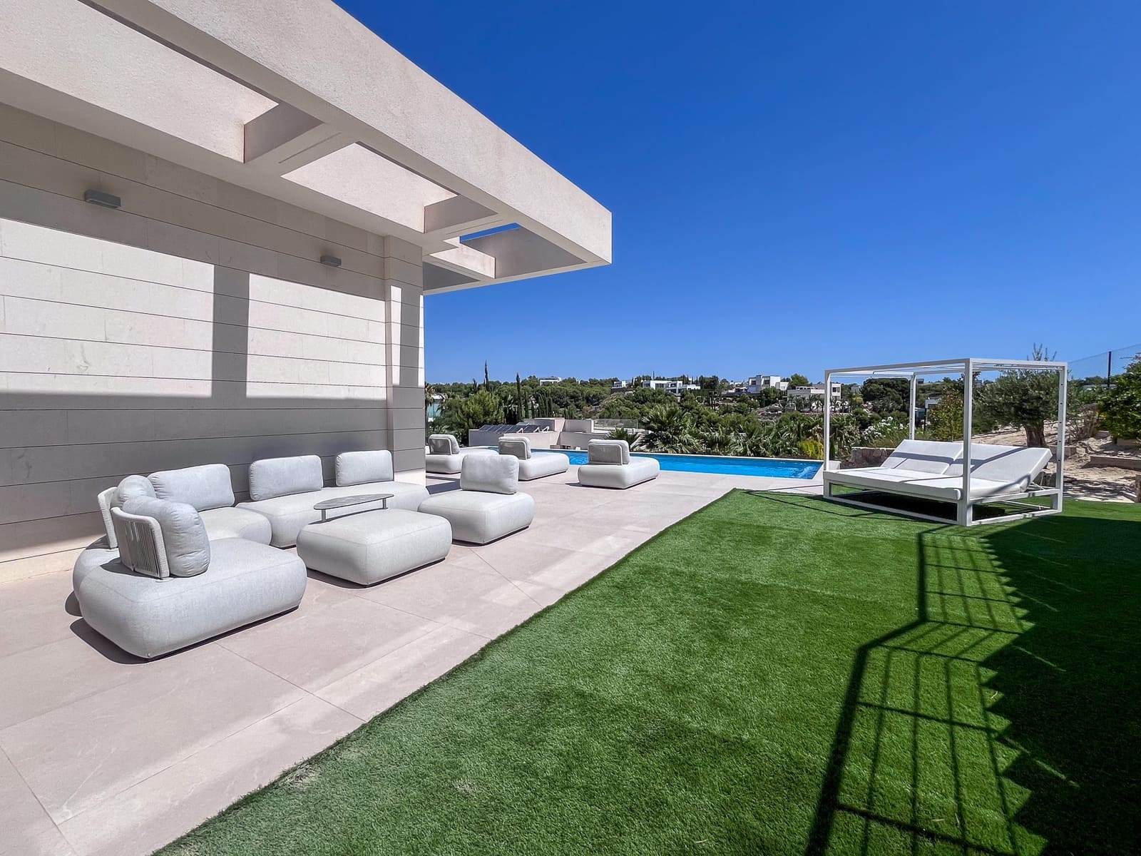 Chalet de 5 habitaciones en Las Colinas Golf en venta con piscina garaje - 1.795.000 € (Ref: 10183413)