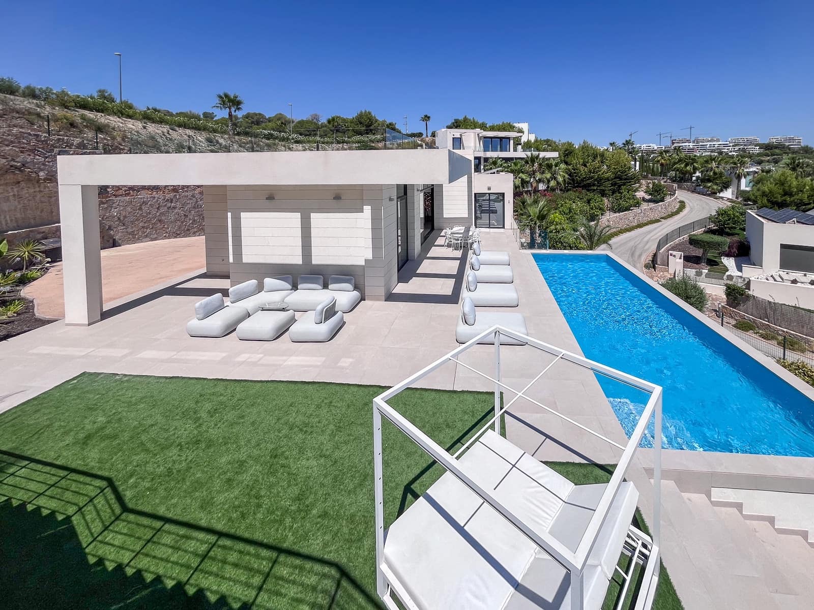 Chalet de 5 habitaciones en Las Colinas Golf en venta con piscina garaje - 1.795.000 € (Ref: 10183413)