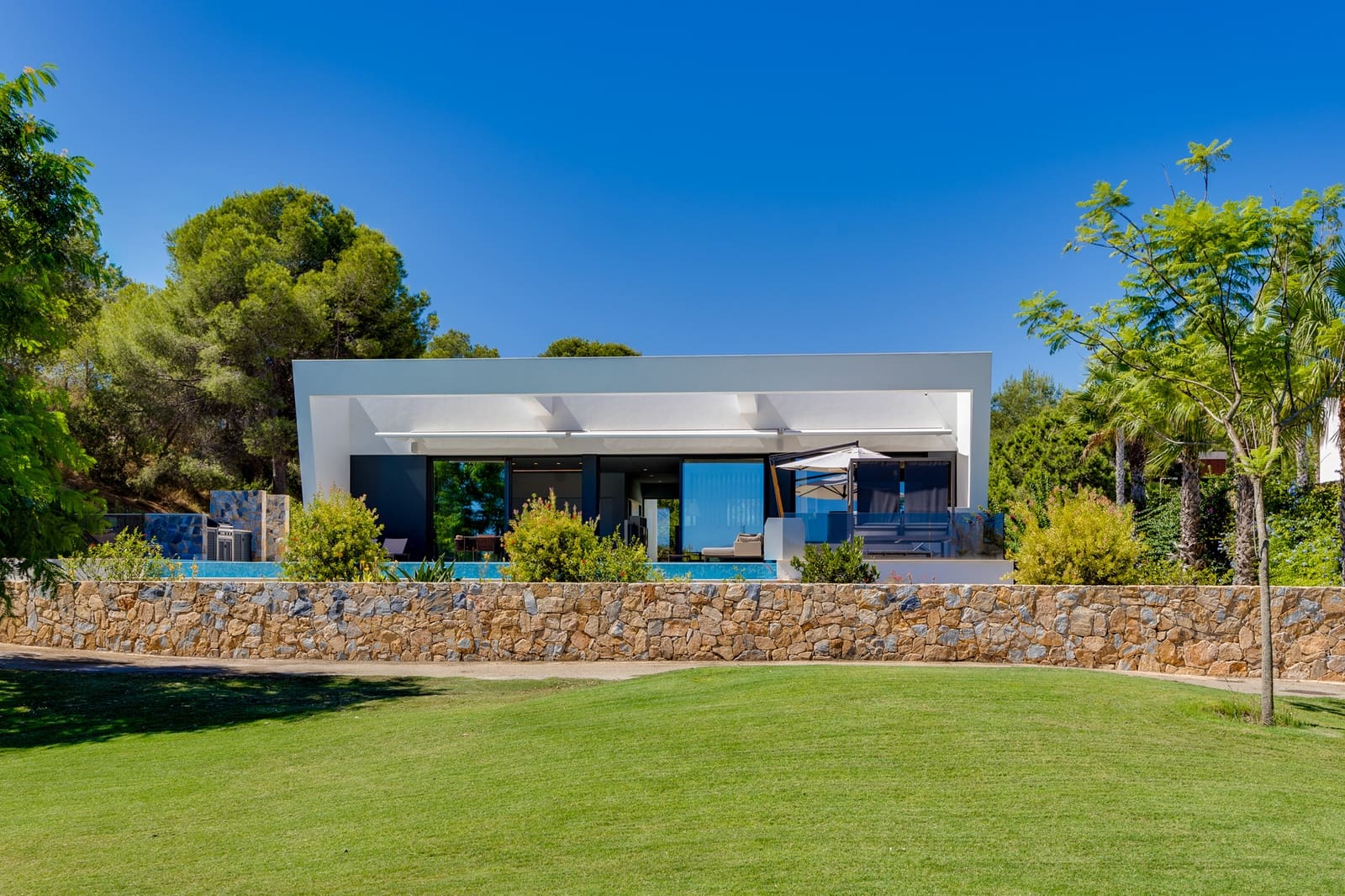 Chalet de 5 habitaciones en Las Colinas Golf en venta con piscina garaje - 2.800.000 € (Ref: 10183414)