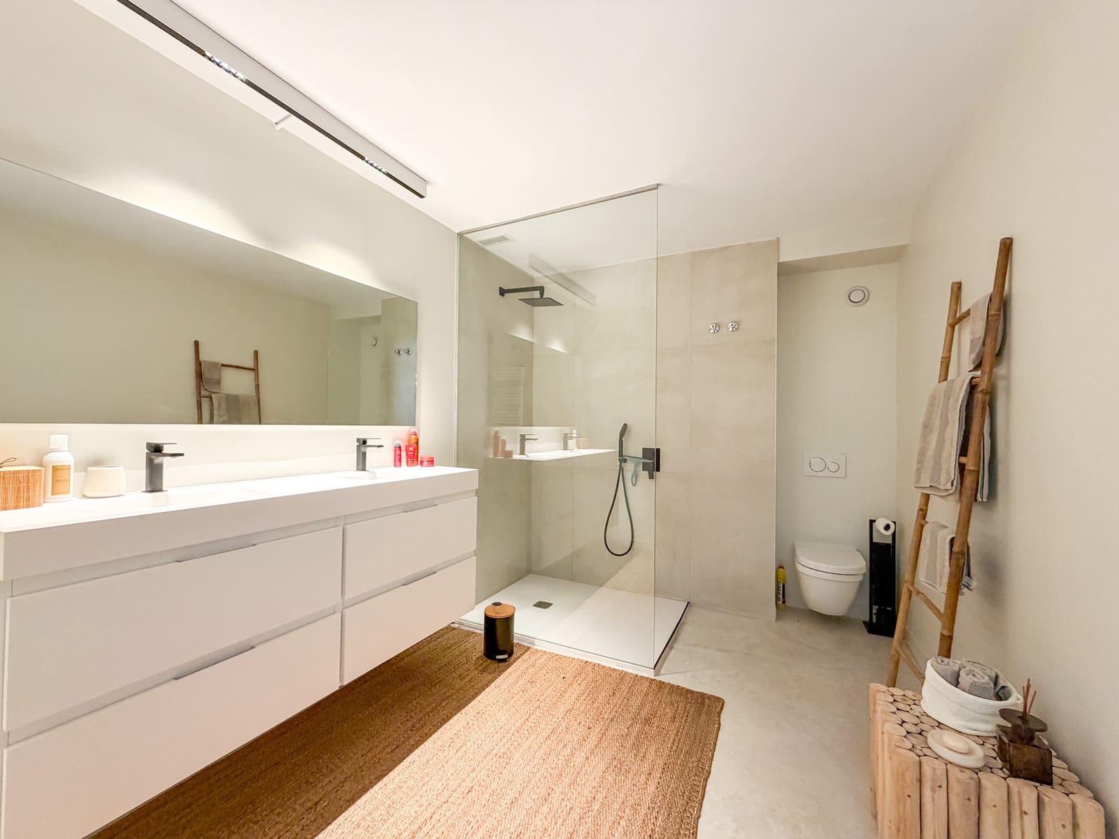 4 Zimmer Villa zu verkaufen in Las Colinas Golf mit Pool - 1.550.000 € (Ref: 10183415)