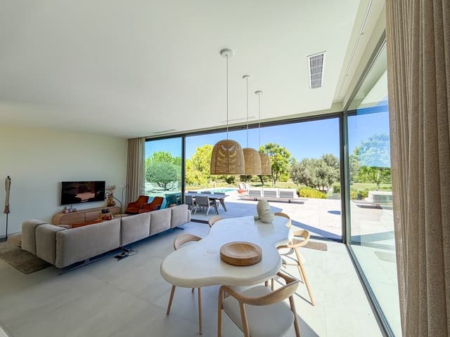 4 Zimmer Villa zu verkaufen in Las Colinas Golf, Orihuela mit Pool - 1.550.000 € (Ref: 10183415)