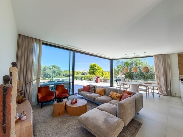 4 Zimmer Villa zu verkaufen in Las Colinas Golf, Orihuela mit Pool - 1.550.000 € (Ref: 10183415)