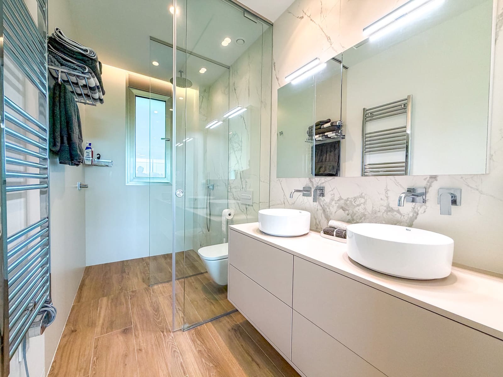 Apartamento de 3 habitaciones en Las Colinas Golf en venta con piscina garaje - 795.000 € (Ref: 10183416)