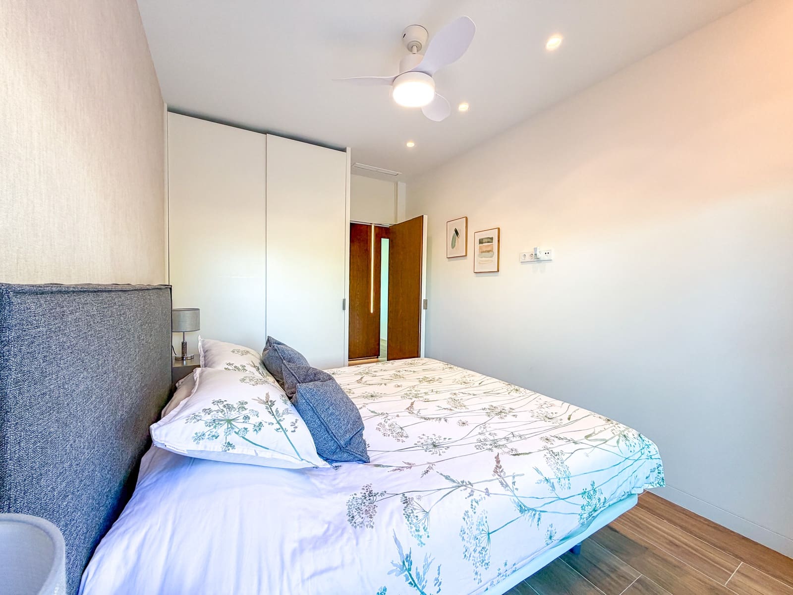 Apartamento de 3 habitaciones en Las Colinas Golf en venta con piscina garaje - 795.000 € (Ref: 10183416)
