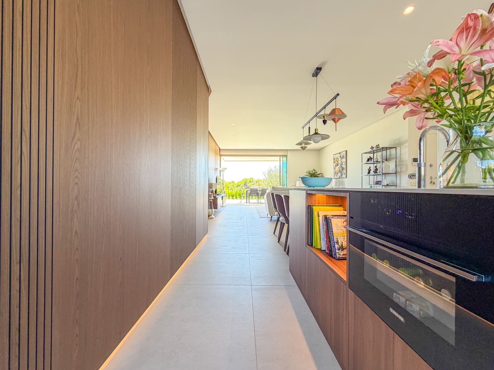 Apartamento de 3 habitaciones en Las Colinas Golf en venta con piscina garaje - 795.000 € (Ref: 10183416)