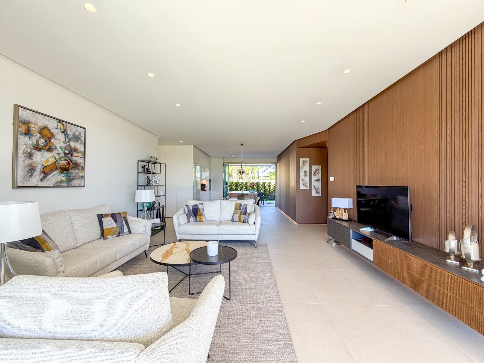 Apartamento de 3 habitaciones en Las Colinas Golf en venta con piscina garaje - 795.000 € (Ref: 10183416)