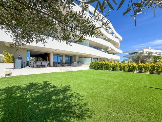 Apartamento de 3 habitaciones en Las Colinas Golf, Orihuela en venta con piscina garaje - 795.000 € (Ref: 10183416)