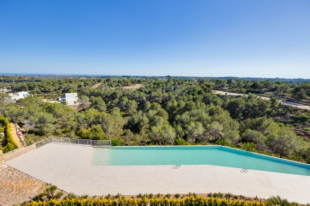 3 bedroom Penthouse for sale in Las Colinas Golf with pool garage - € 1,090,000 (Ref: 10183419)