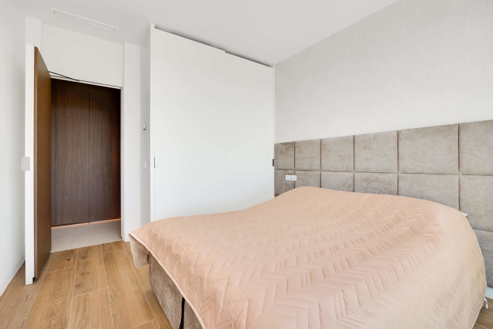 3 bedroom Penthouse for sale in Las Colinas Golf with pool garage - € 1,090,000 (Ref: 10183419)