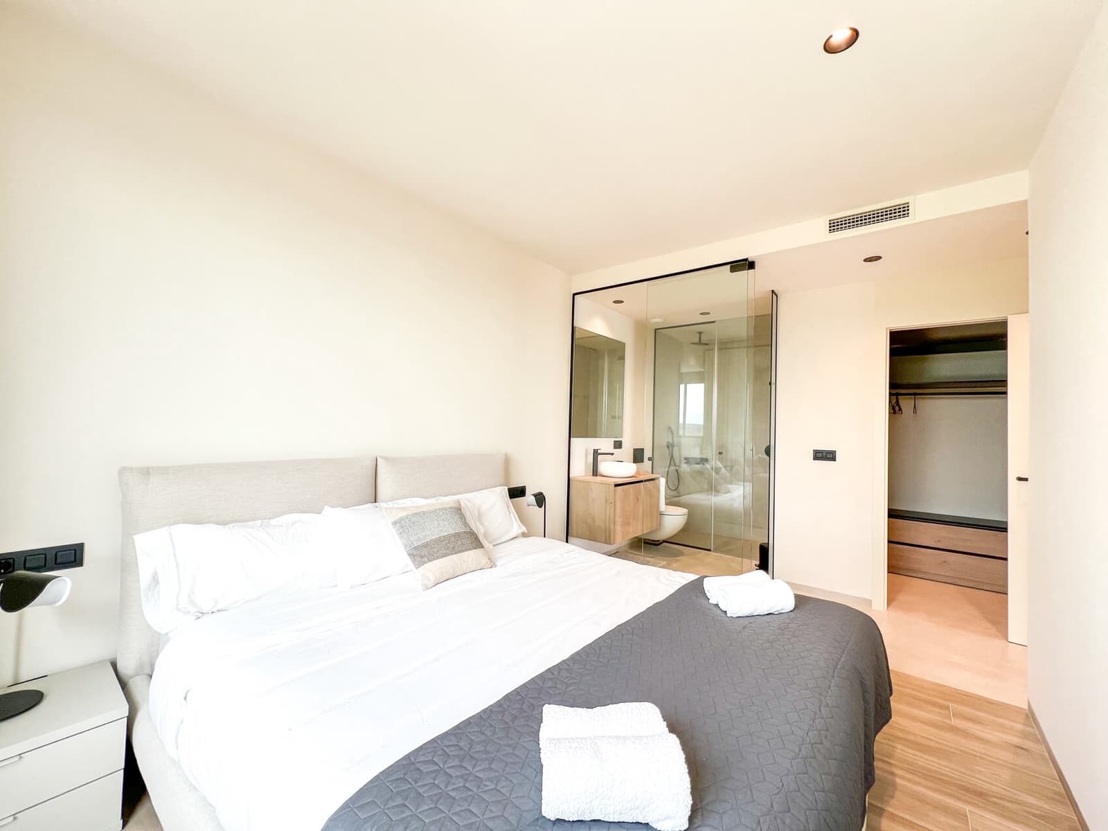 3 slaapkamer Appartement te koop in Las Colinas Golf met zwembad garage - € 585.000 (Ref: 10183420)