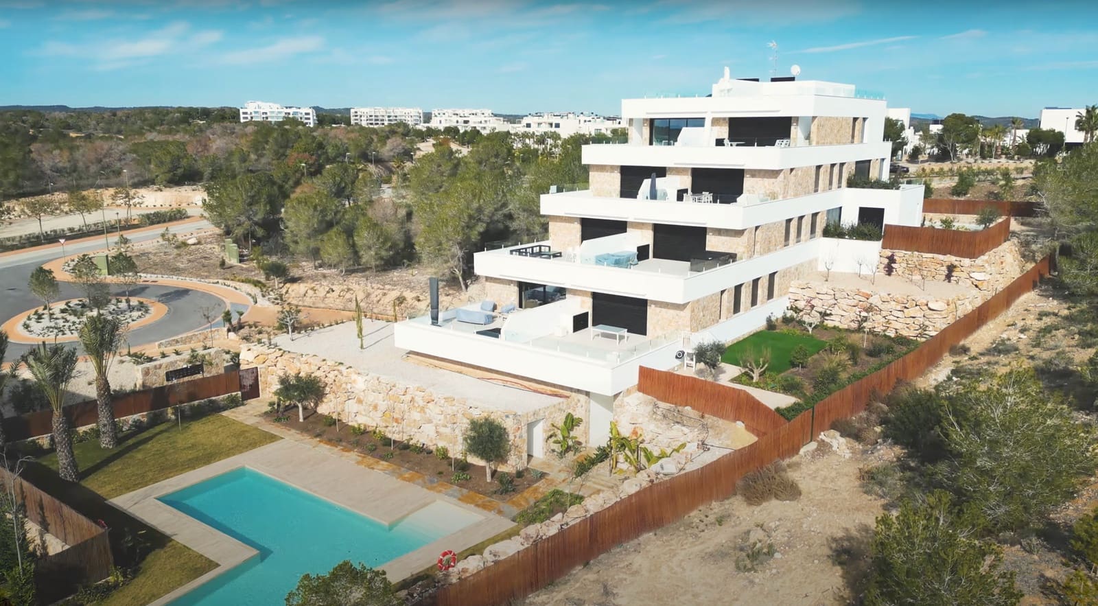 3 slaapkamer Appartement te koop in Las Colinas Golf met zwembad garage - € 585.000 (Ref: 10183420)