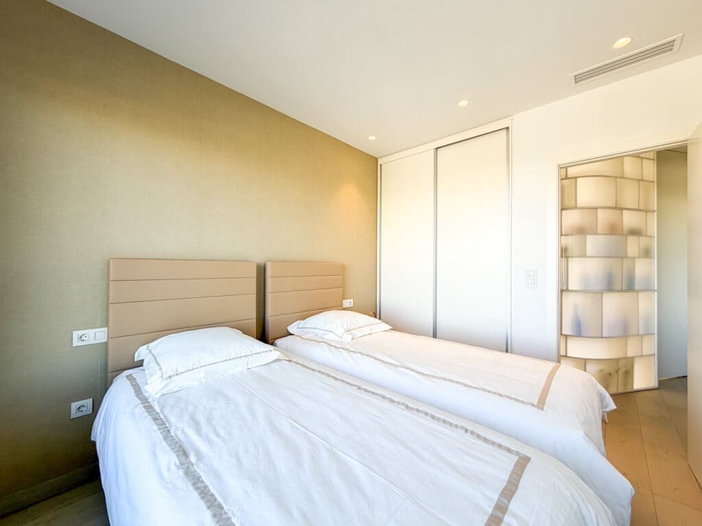 3 sypialnia Apartament na sprzedaż w Las Colinas Golf z basenem garażem - 485 000 € (Ref: 10183421)