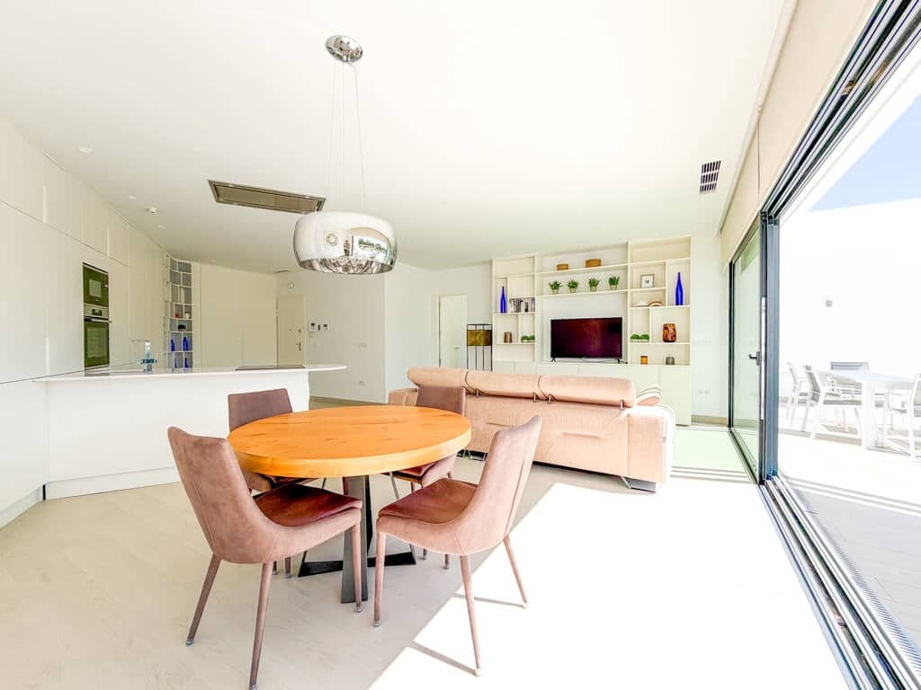 3 sypialnia Apartament na sprzedaż w Las Colinas Golf z basenem garażem - 485 000 € (Ref: 10183421)