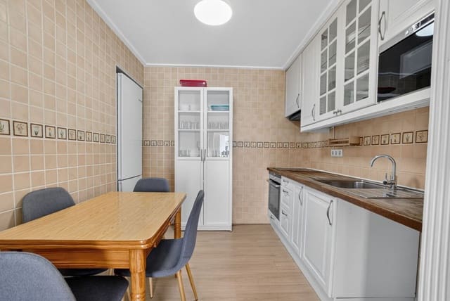 Chalet de 3 habitaciones en El Chaparral - La Siesta - La Torreta, Torrevieja en venta con piscina - 199.000 € (Ref: 10184394)
