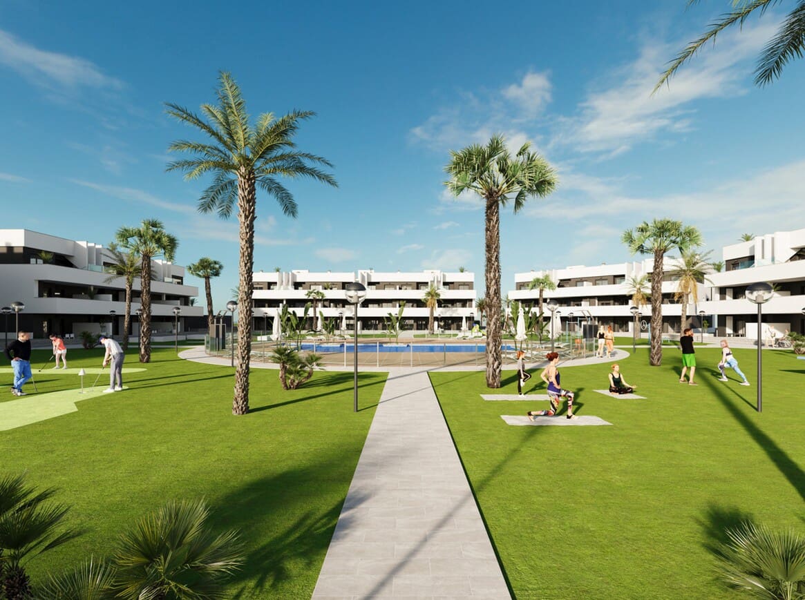2 Zimmer Apartment zu verkaufen in Guardamar del Segura mit Pool Garage - 255.000 € (Ref: 10184396)