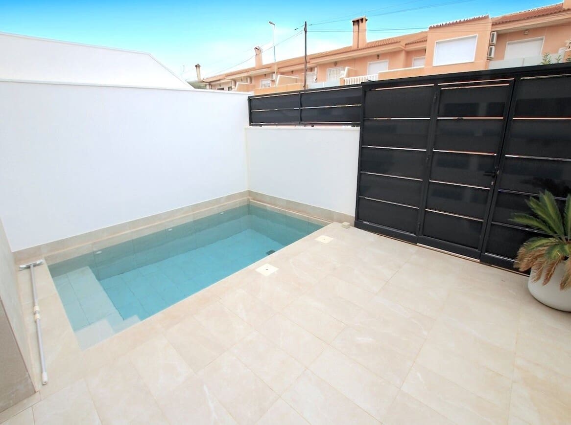 3 quarto Moradia para venda em Pilar de la Horadada com piscina garagem - 320 000 € (Ref: 10184401)